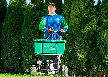Nutri-Lawn Red Deer - Red Deer, AB Lawn Care Services - Lawn Care Professional