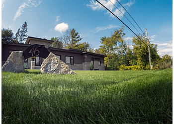 Burlington lawn care service Nutri-Lawn Sprinkler Systems Burlington