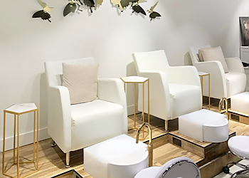 Laval spa NüLux Spa & Beauty Lounge