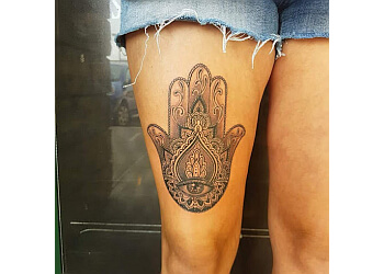 Terrebonne Salons de tatouage Oak and Brass Tattoo