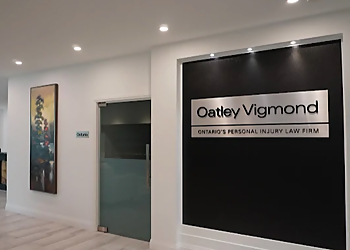 Oatley Vigmond LLP - Barrie, ON Avocats Pour Faute Professionnelle Médicale - Law Firm Interior Image