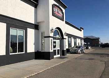 Airdrie pizza place Old Town Pizza House Bar & Grill