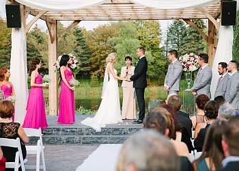 Vaughan wedding officiant Olesya Tsvok