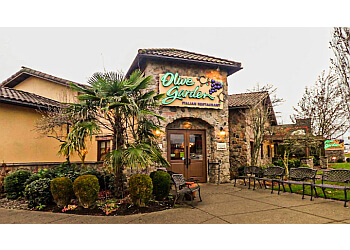 Langley italian restaurant Olive Garden Italian Kitchen Langley