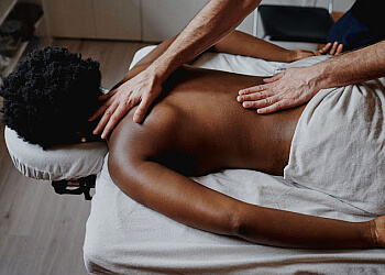 Gatineau massage therapy Om Massage Santé Holistique