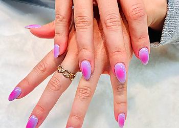 Quebec nail salon Ongles Jenny spa