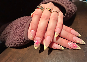 Ongles Ruby Ongles Ruby - Saint Jerome, QC Salons De Manucure - Acrylic Nails