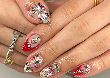 Ongles & Spa Mytiana Ongles & Spa Mytiana - Trois Rivieres, QC Salons De Manucure - Service Highlights