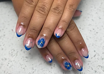 Ongles Vicky Nails - Dollard des Ormeaux, QC Nail Salons - Service Highlights