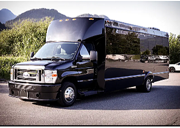 London Service De Limousine Ontario Luxury Limousine & Party Bus Rental