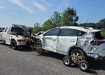 Ontario Towing - Ottawa, ON Towing Services - Accident Recovery Image