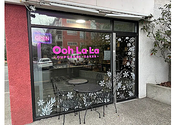 Victoria cake Ooh La La Cupcakes Inc.