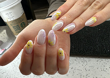 Calgary nail salon Organic Nail Lounge