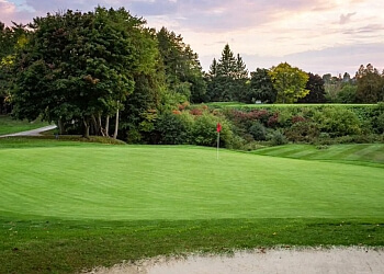 Oshawa Terrains de golf Oshawa Golf and Curling Club