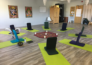 Levis Cours de yoga  Osmose Studio