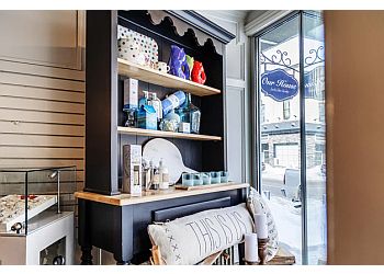 Barrie Boutiques De Cadeaux Our House