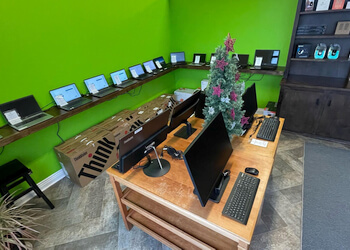 Fredericton Réparation D'Ordinateur PC Girls Computer Services