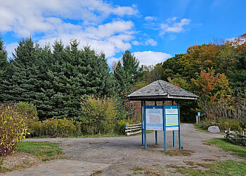 Oshawa hiking trail Purple Woods Conservation Area