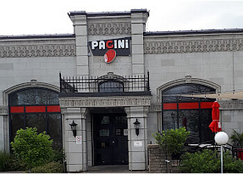 Drummondville italian restaurant Pacini Drummondville