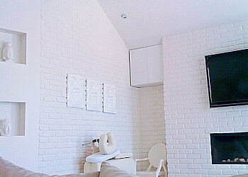 Kingston painter Paint Geeks