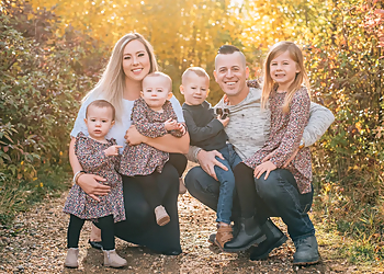 Sherwood Park babies and family photographer Paisley Lane Studio