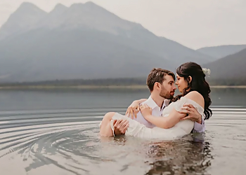 Pala's Photos & Kickassery - Kelowna, BC Photographes De Mariage - Work Image
