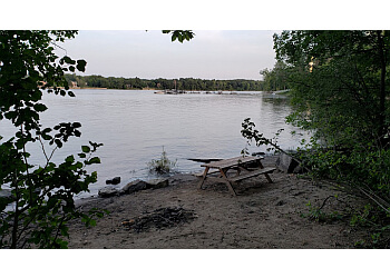 Laval Parcs Publics Parc Berthiaume-Du Tremblay