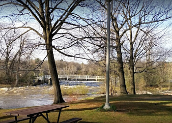 Drummondville hiking trail Parc Woodyatt