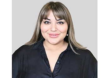Whitby real estate lawyer Paria Rad - WOITZIK POLSINELLI LLP LAWYERS & MEDIATORS 