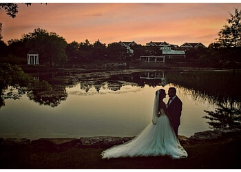 Montreal wedding photographer Paul Doumit Photography