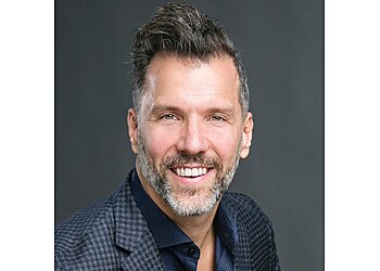 Toronto mortgage broker Paul Meredith Team - PMT Mortgage Corp.