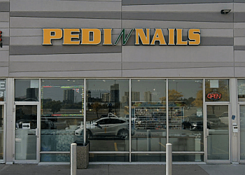 Brampton nail salon Pedi N Nails on Queen