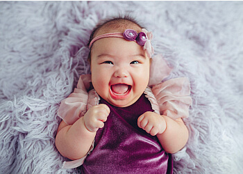 Richmond babies and family photographer Peek a Boo Photography