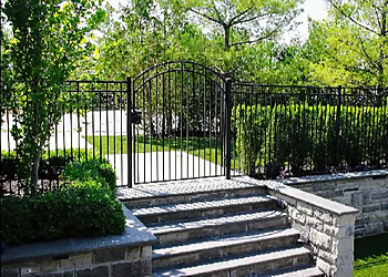 Peel Fence - Newmarket, ON Fencing Contractors - Residential Service Image