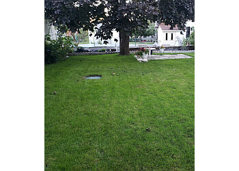 Terrebonne Service D'Entretien De Pelouse Pelouse Herbu Inc.