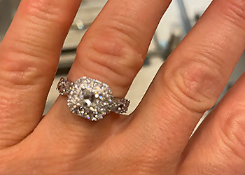 Sault Ste Marie jewelry Peoples Jewellers Sault Ste Marie