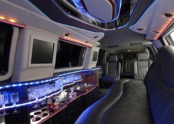 Peterborough limo service Personal Touch Limo