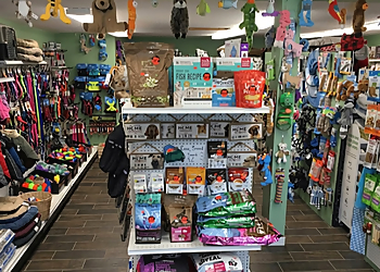Pet-Tastic - Thunder Bay, ON Salons de Toilettage Pour Animaux De Compagnie - Installation Service Image