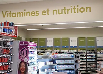 Pharmaprix Drummondville - Drummondville, QC Pharmacies - Pharmacy Interior Image