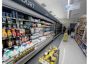 Montreal Pharmacies Pharmaprix Queen Mary