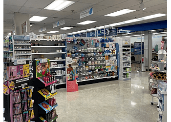 Montreal Pharmacies Pharmaprix Queen Mary