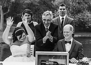 Philippe Célébrant FSEV - Mirabel, QC Célébrants De Mariage - Service Highlights