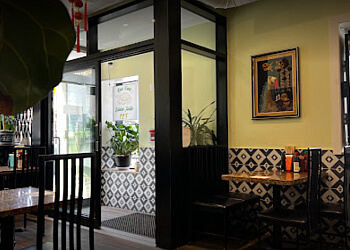 Rua Vang Golden Turtle Restaurant - Toronto, ON Restaurants Vietnamiens - Restaurant Interior Image