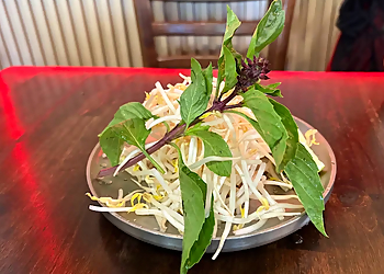 Phonatic Social Restaurant - North Vancouver, BC Restaurants Vietnamiens - Food Image