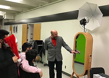 Richmond Entreprises De Photomaton Phonix Magic Mirror Photo Booth