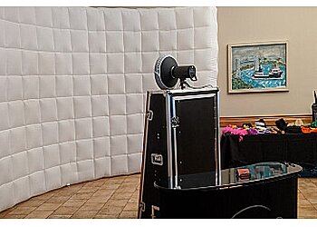 Niagara Falls photo booth company Booth Empire