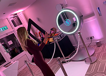 Laval photo booth company Photobooth-Fun