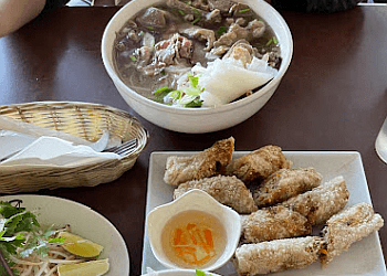 Phở Phượng Hồng Vietnamese Restaurant