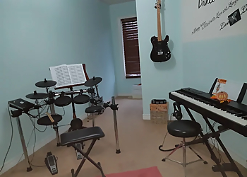 Pickering music school Pickering Piano & Guitar