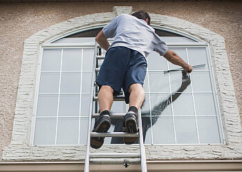 Winnipeg window cleaner Picture Perfect Window Cleaning